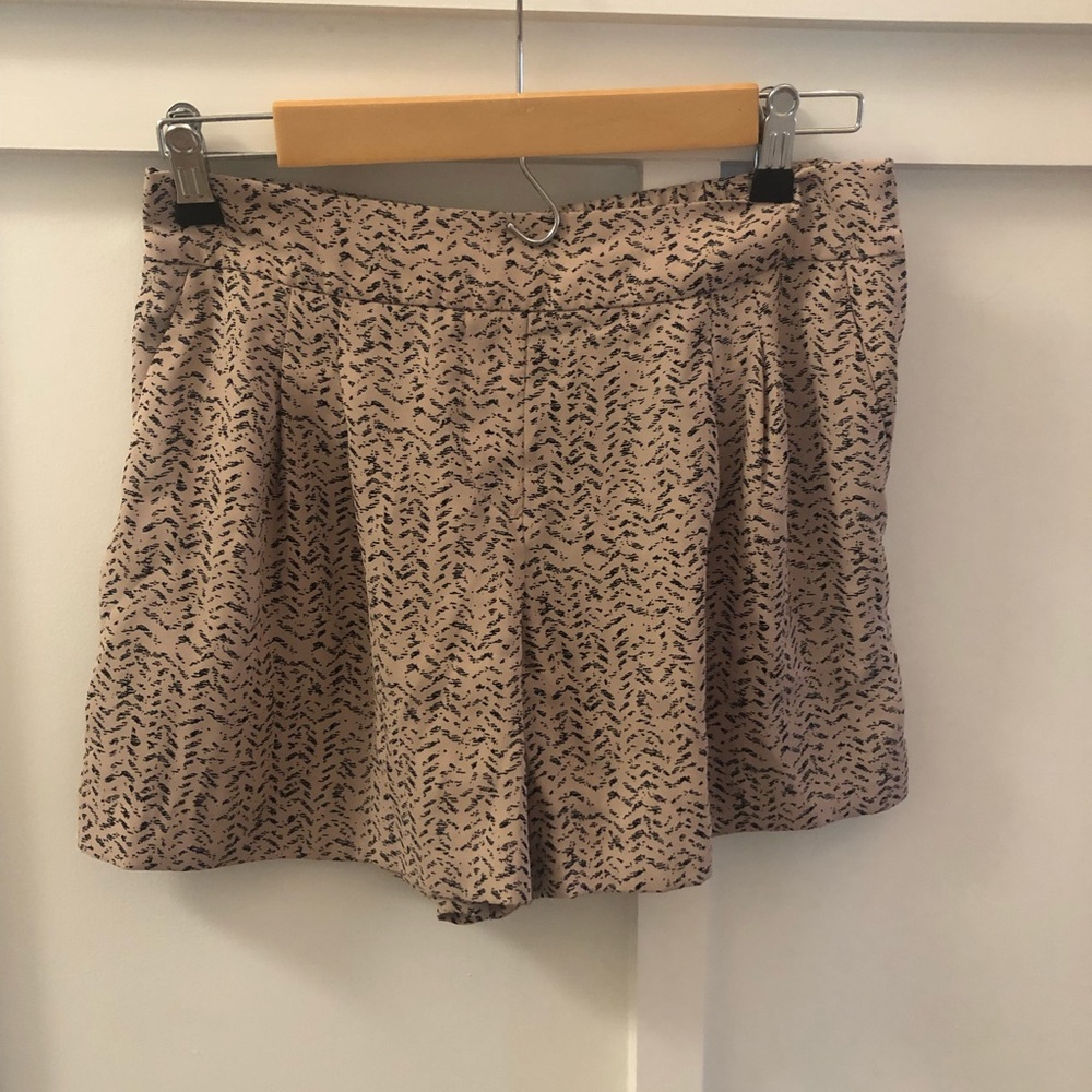 Ann Taylor Loft crepe shorts